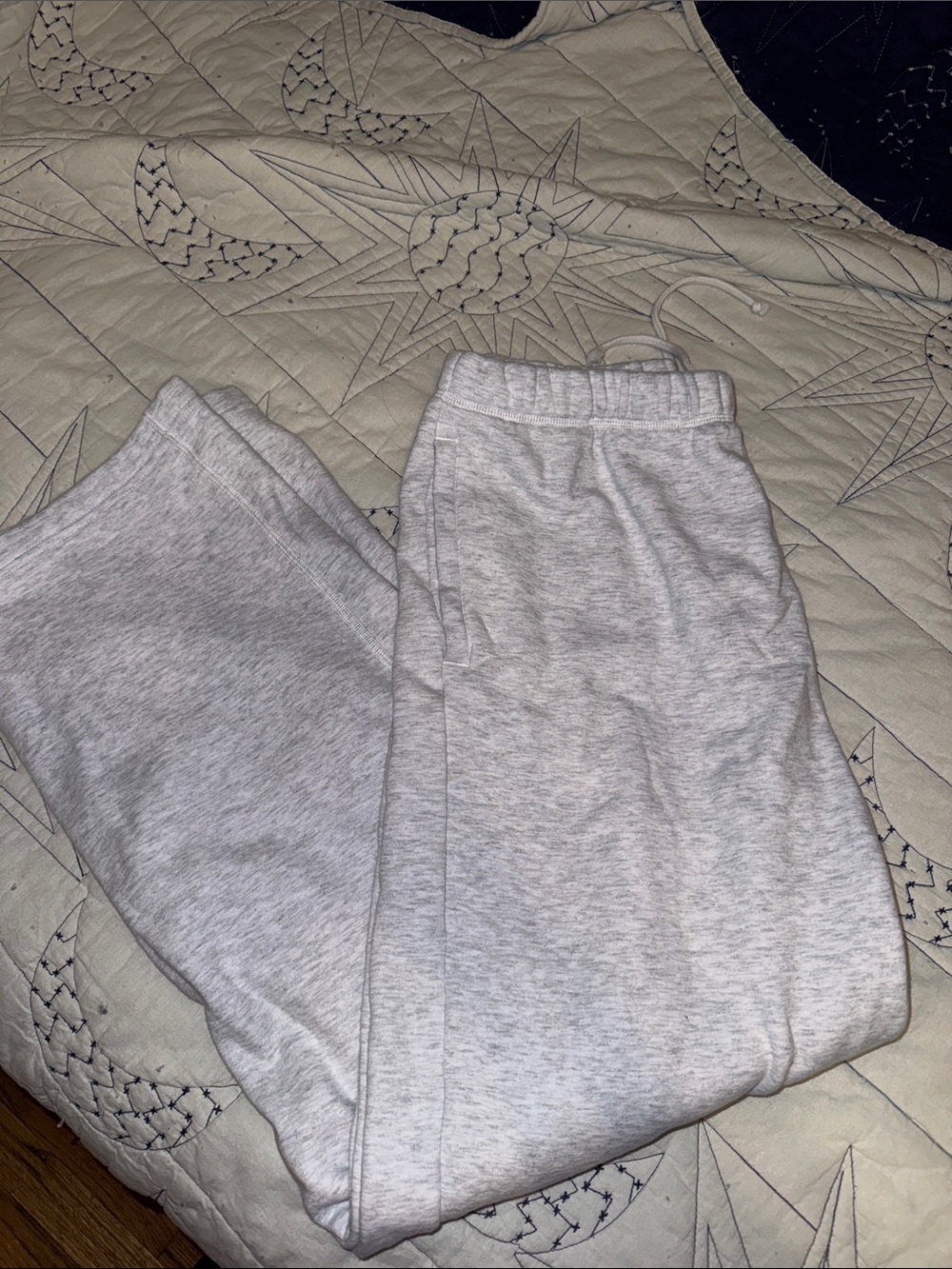 SKIMS Light Gray Women's Sweatpants - Soft Everyday Joggers